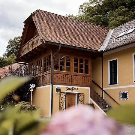 Bio Weingut Matthias Schnabl 3*